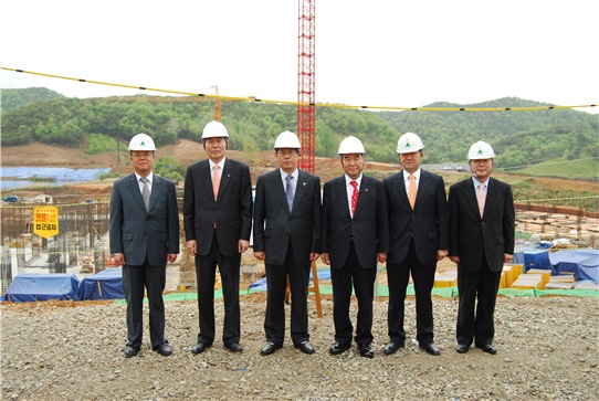 교과부 제2차관 울산과기대 방문