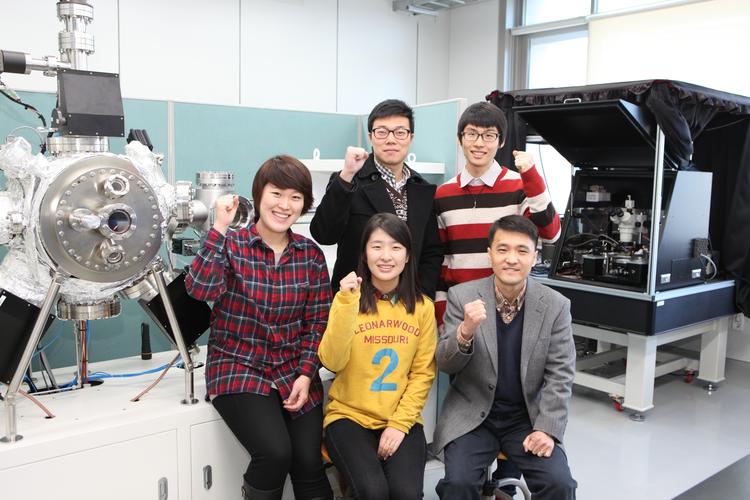 UNIST 학부생, 그래핀의 반도체 산업 응용에 기여하는 기초연구에 앞장서다