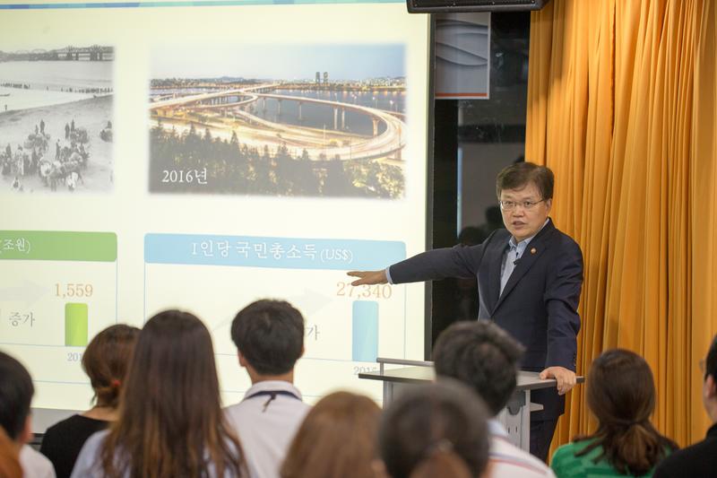 “실패 두려워 말고 창업에 과감히 도전하길 바랍니다”