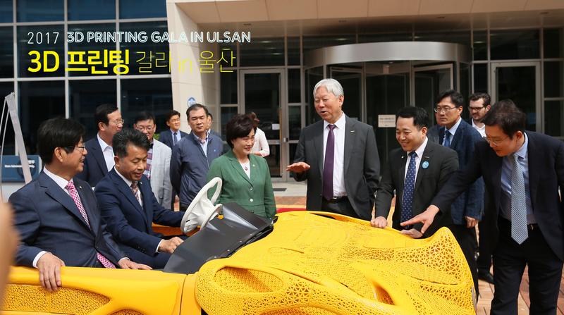 UNIST에 '3D 프린팅 대축제'가 펼쳐지다