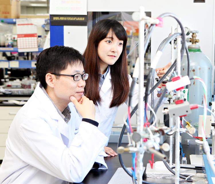 UNIST 학생, 영국왕립화학회 저널에 논문 게재