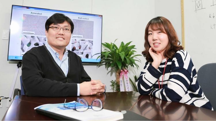 Black Gold, light and solid as a bird's bone, is developed